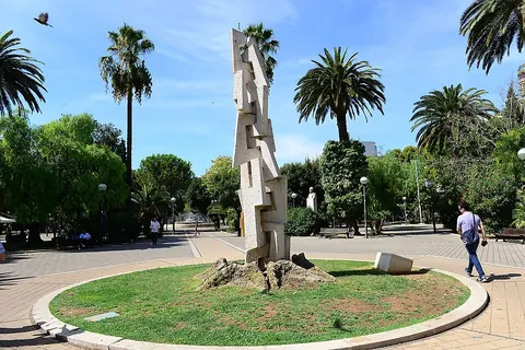 Piazza Giuseppe Garibaldi