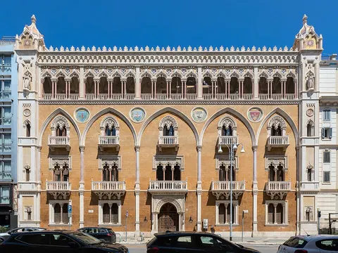 Palazzo Fizzarotti