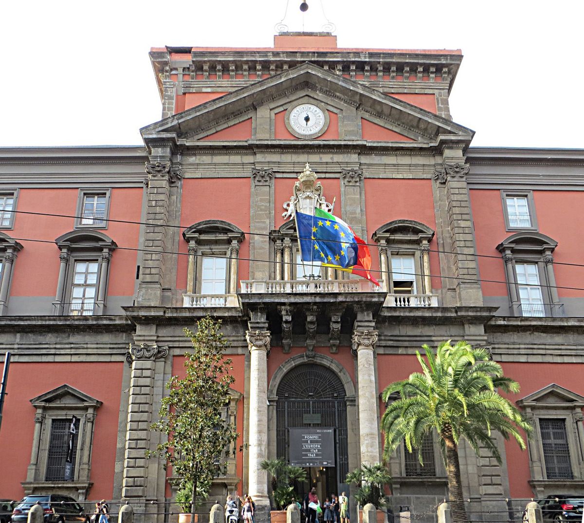 Napoli'de gezilecek yerler: Museo archeologico nazionale di Napoli