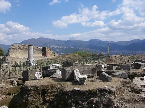 Tempio di Venere (VIII.1.3)